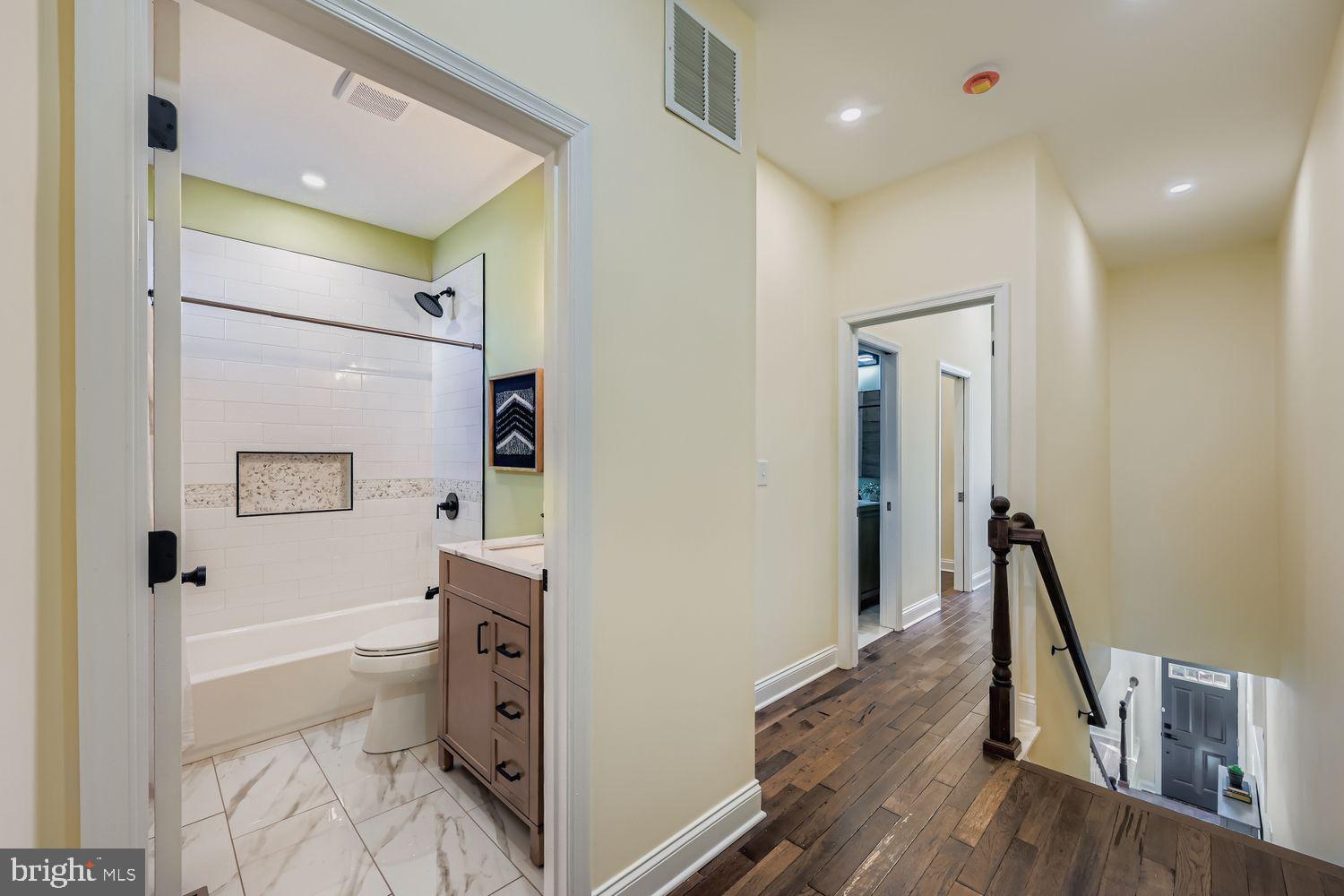 BUTCHERS HILL - Residential