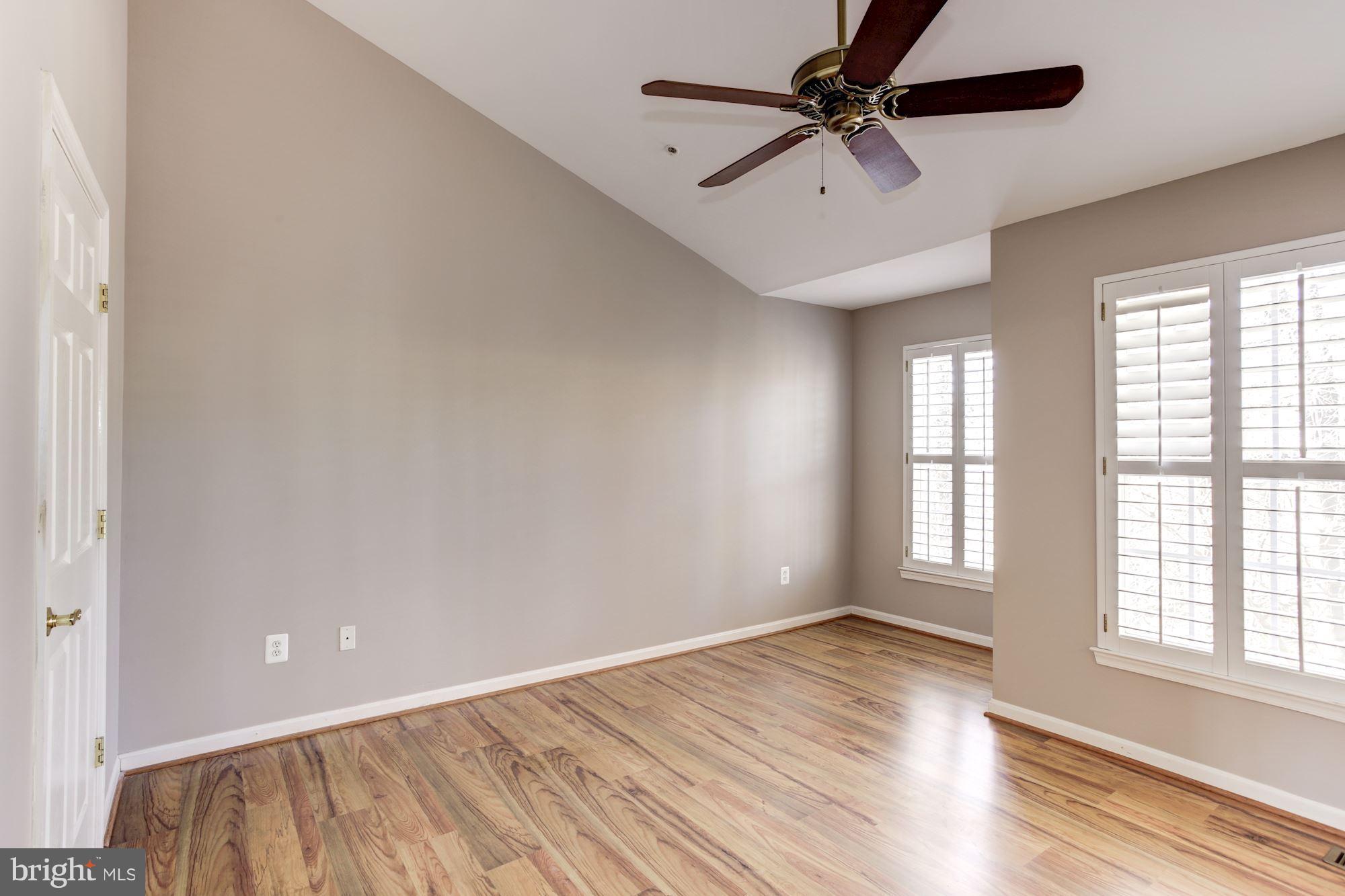 HARBOUR GATES - Residential