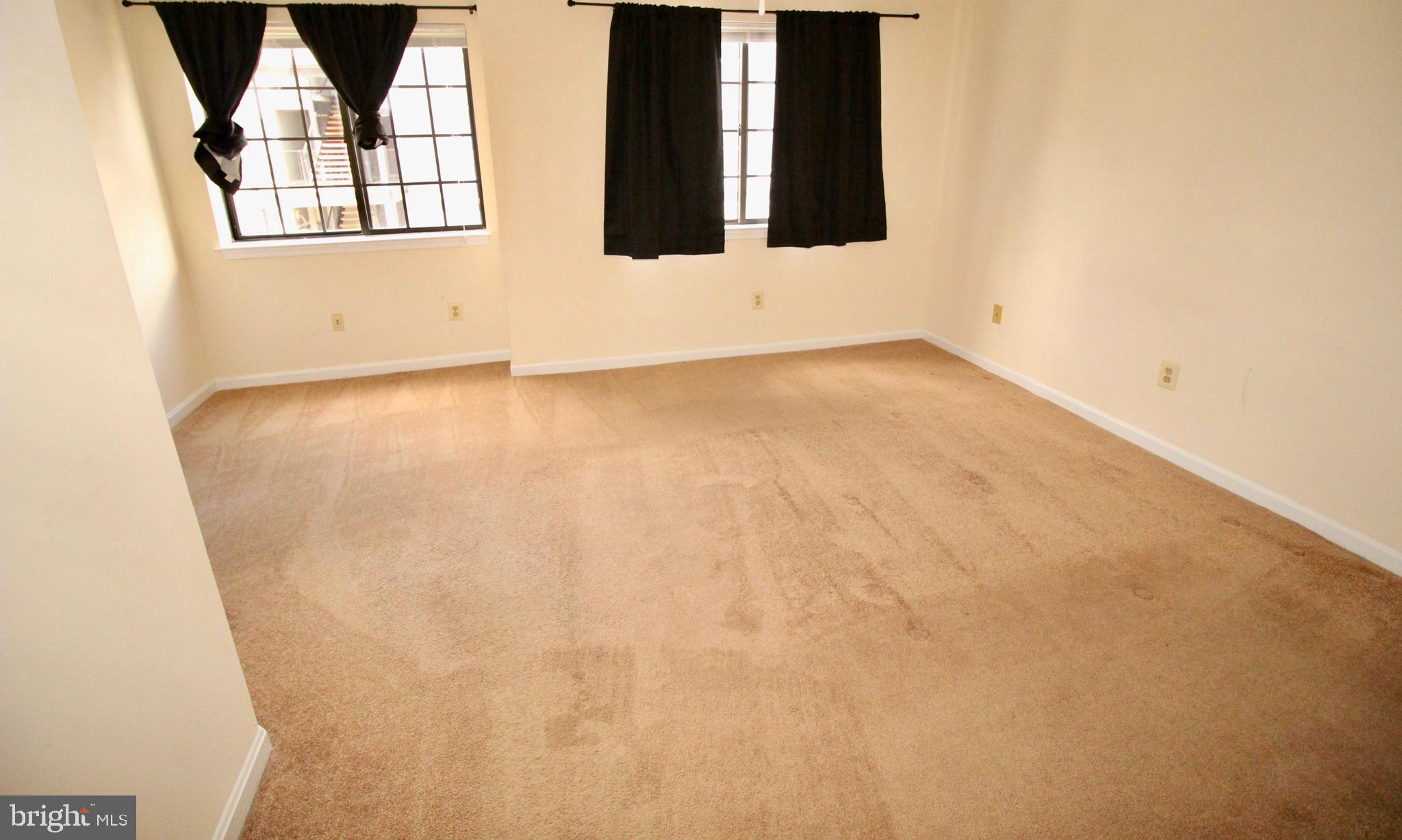 KINGSTOWNE - Residential Lease