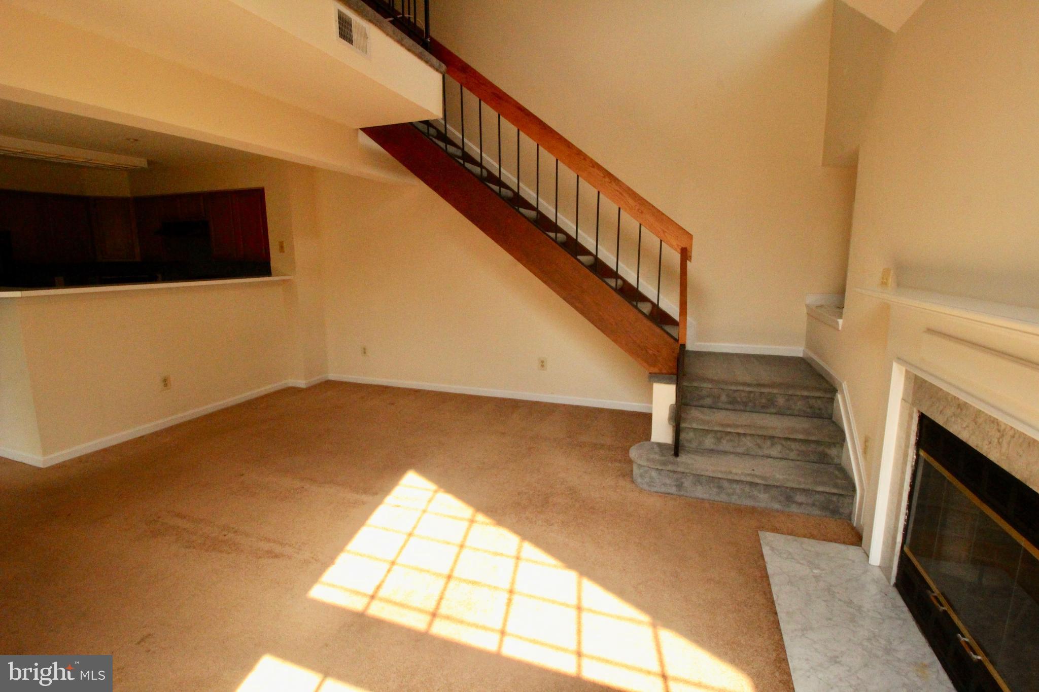 KINGSTOWNE - Residential Lease