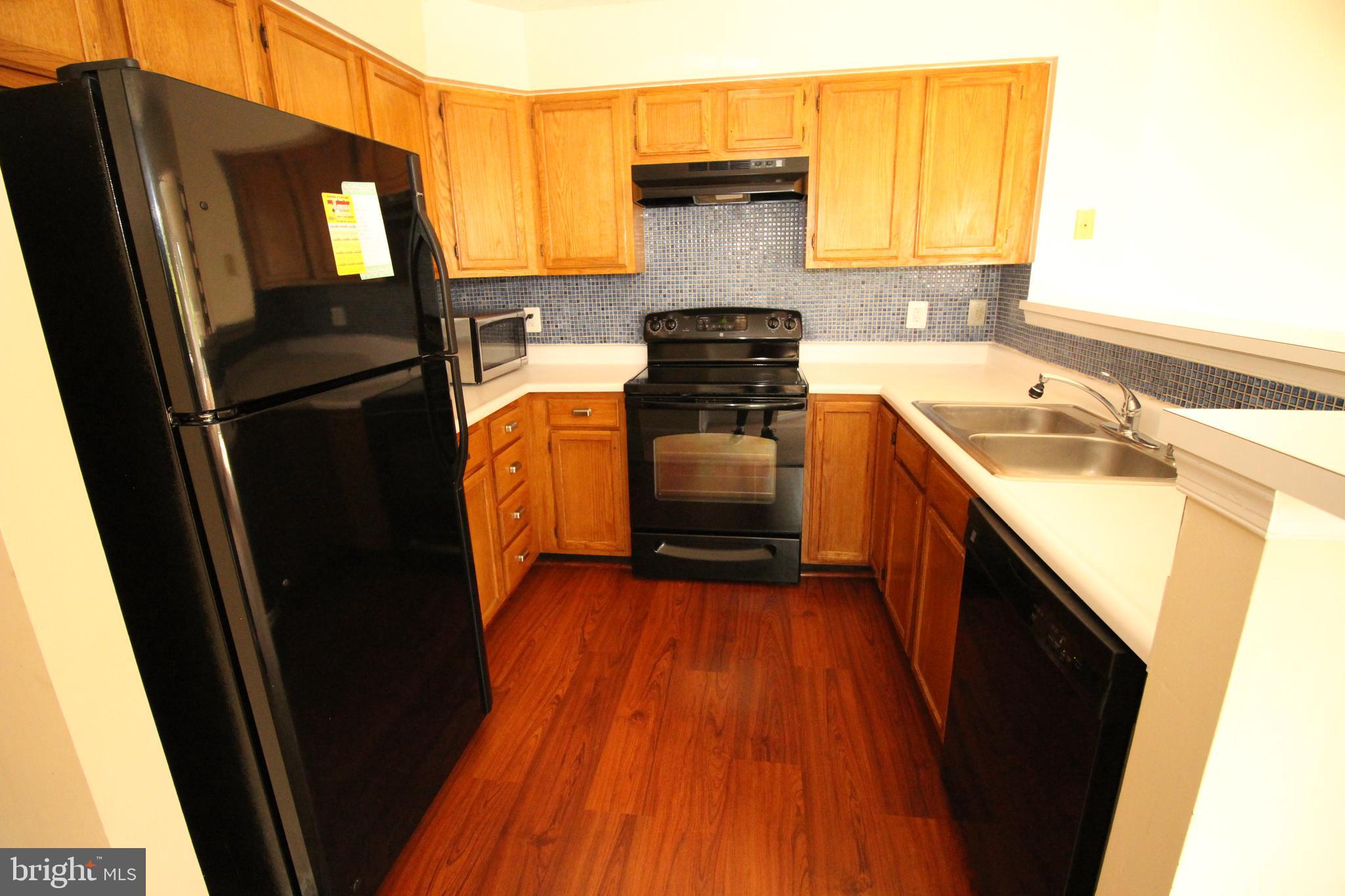 KINGSTOWNE - Residential Lease