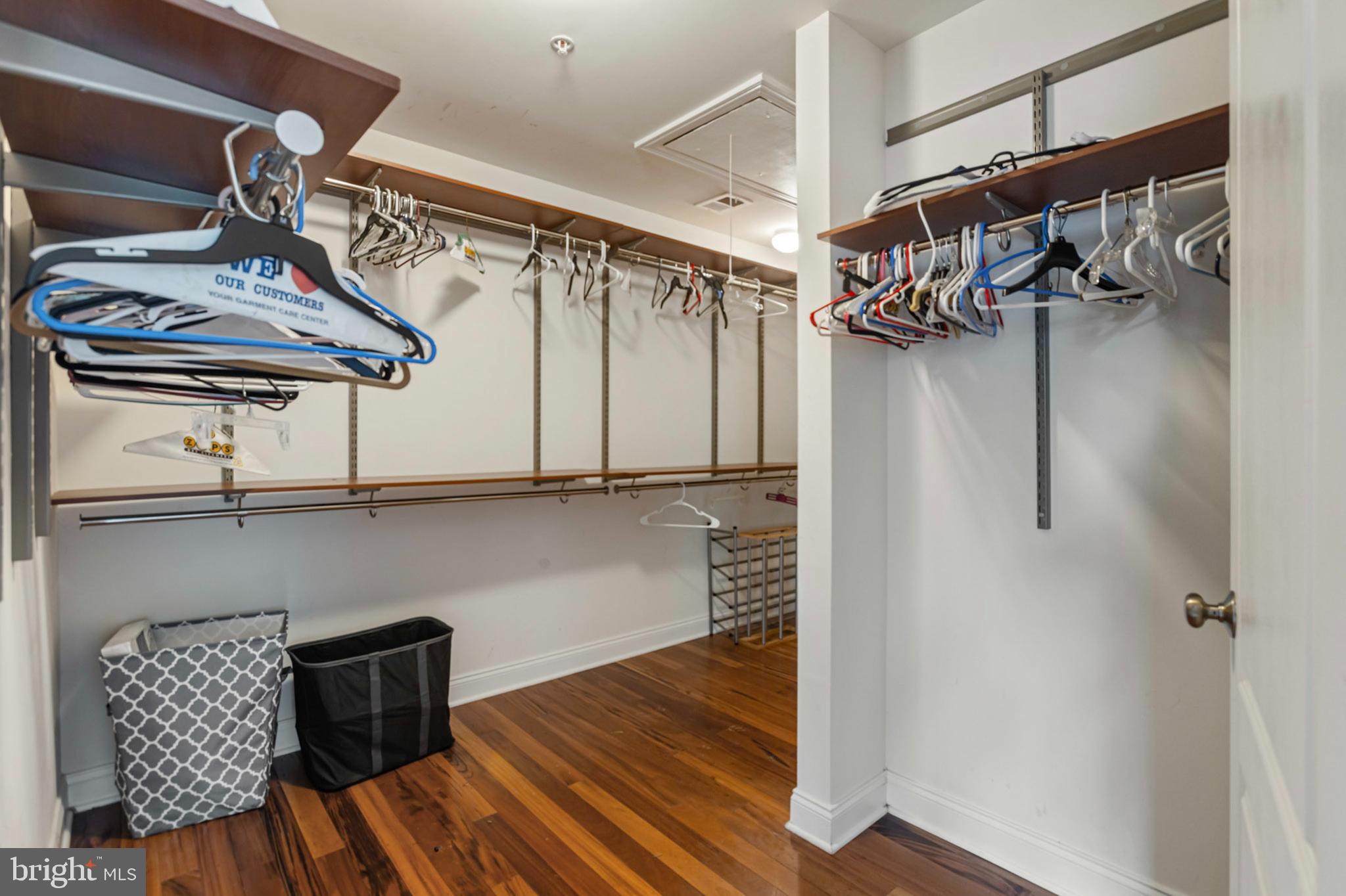 MARLBORO RIDGE - Residential