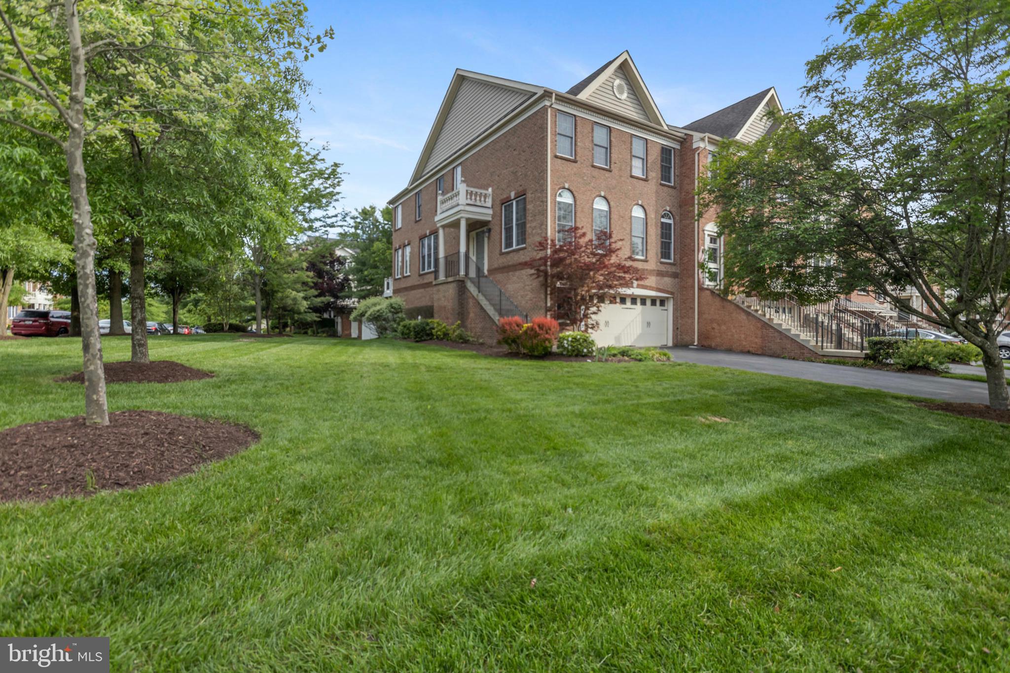 MARLBORO RIDGE - Residential