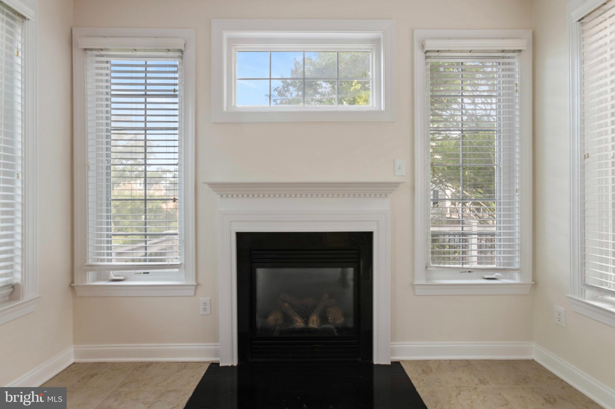 MARLBORO RIDGE - Residential