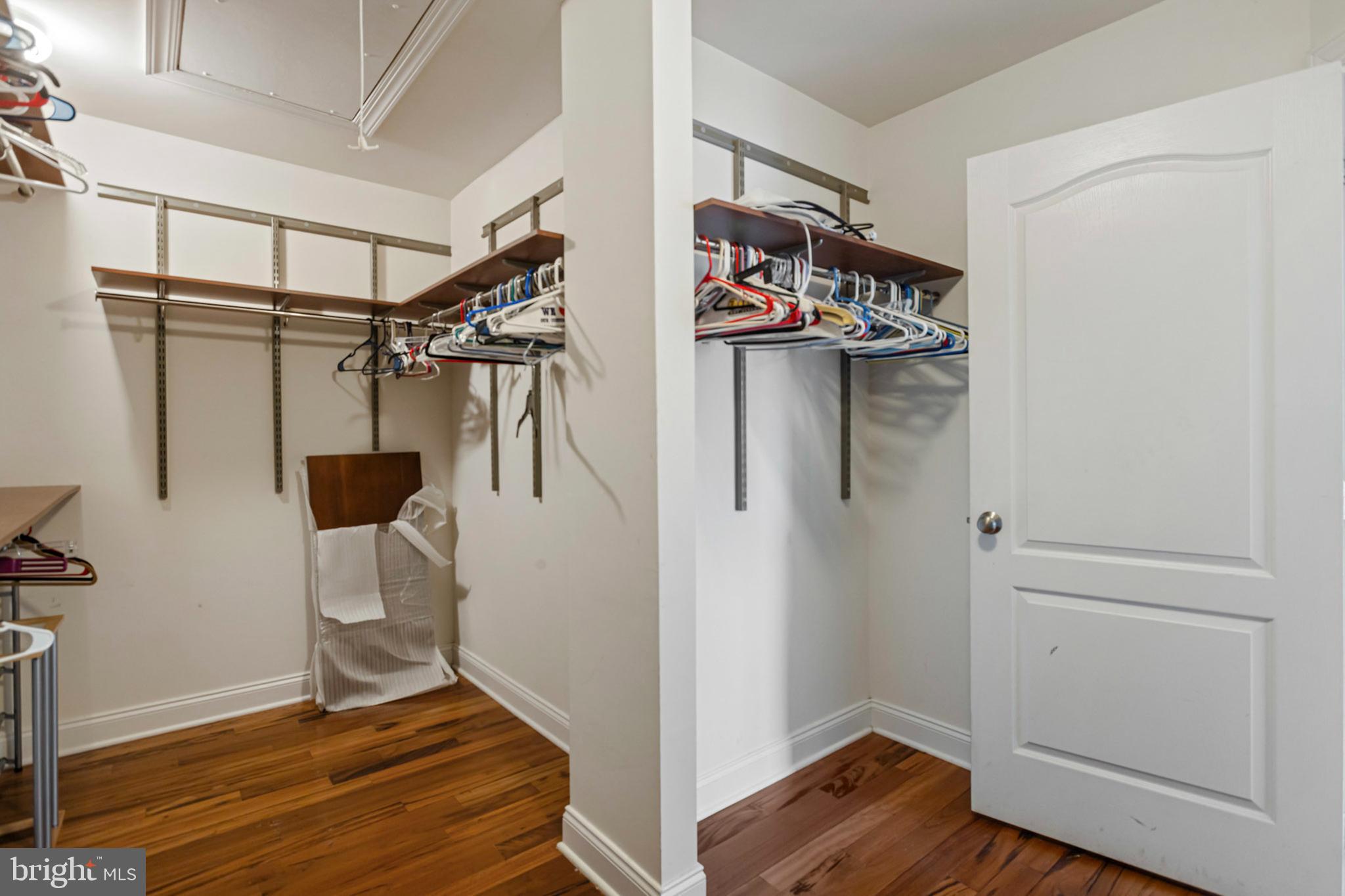 MARLBORO RIDGE - Residential