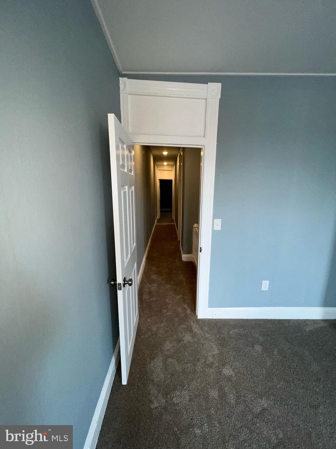 BROADWAY EAST - Residential