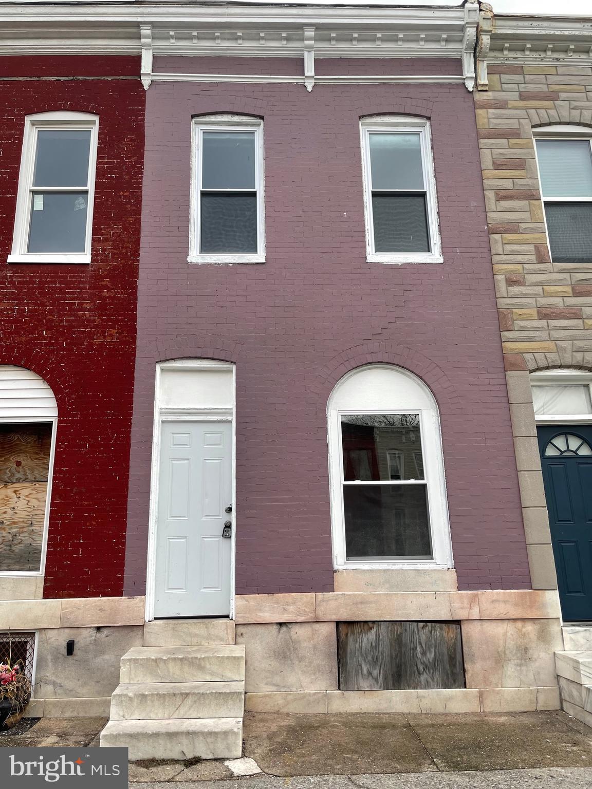 BROADWAY EAST - Residential