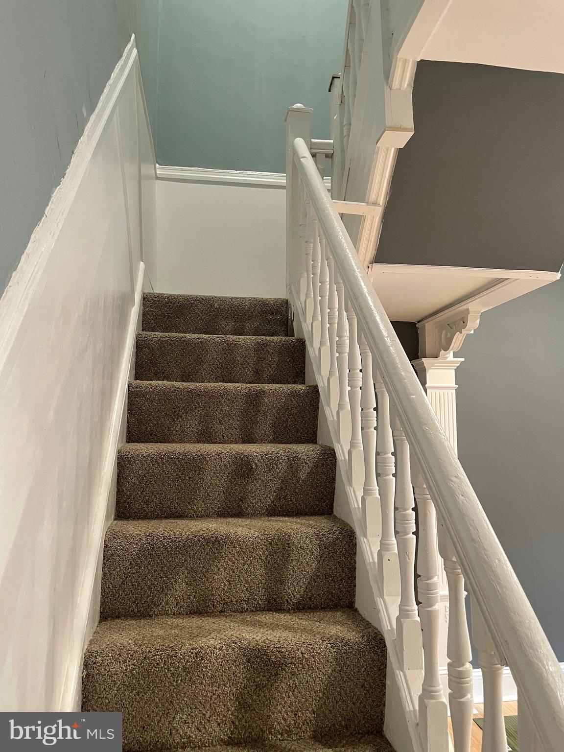 BROADWAY EAST - Residential