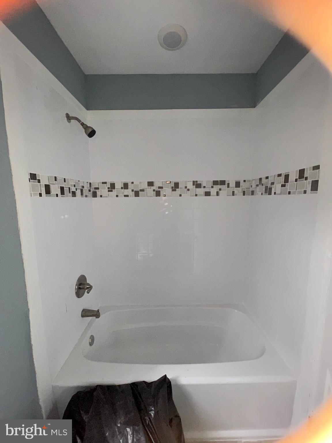 BROADWAY EAST - Residential