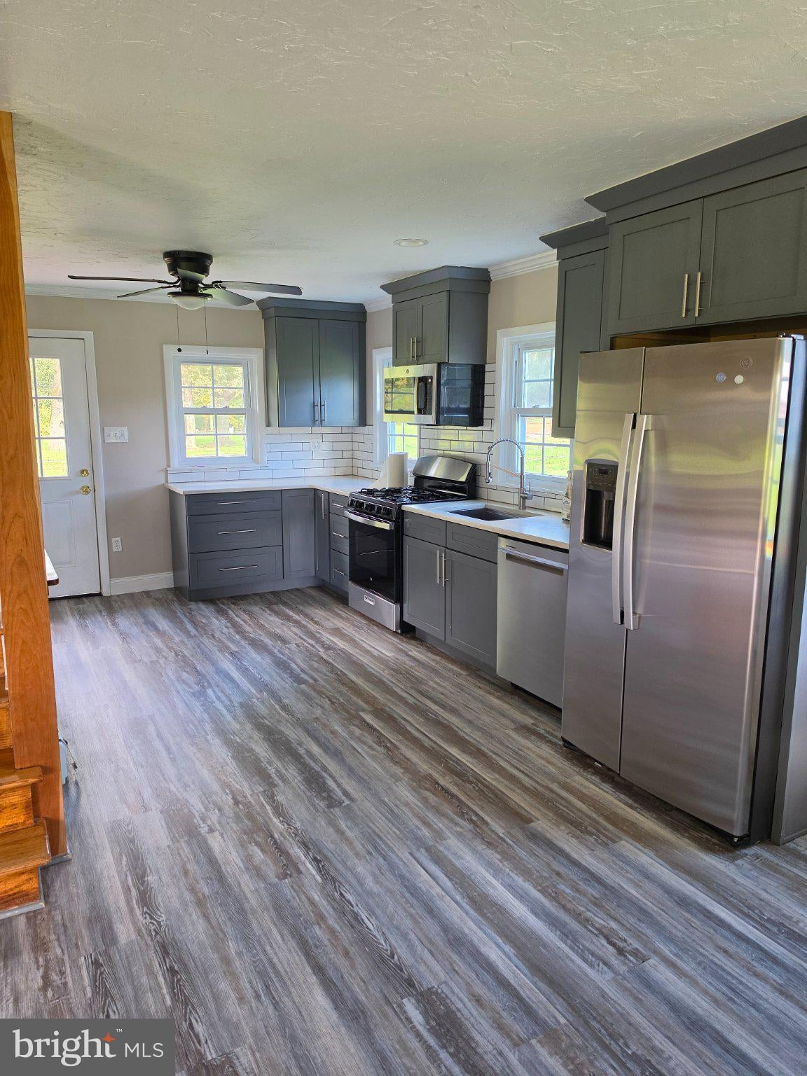 1112 TELEGRAPH ROAD