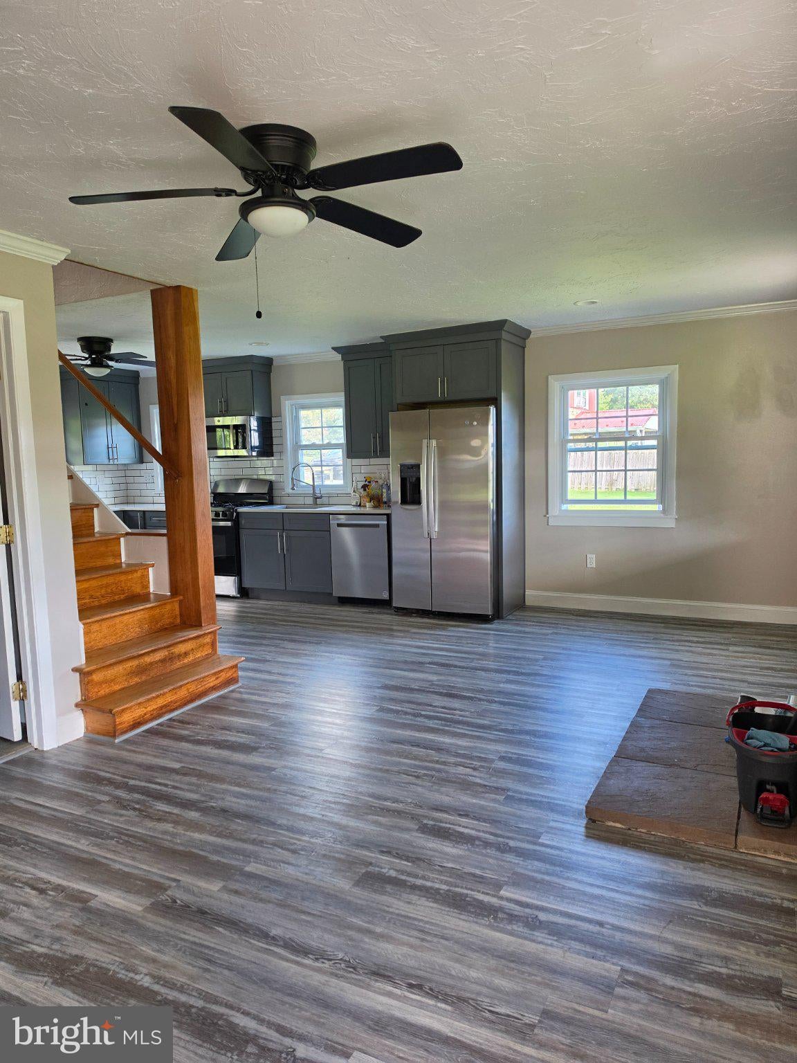 1112 TELEGRAPH ROAD