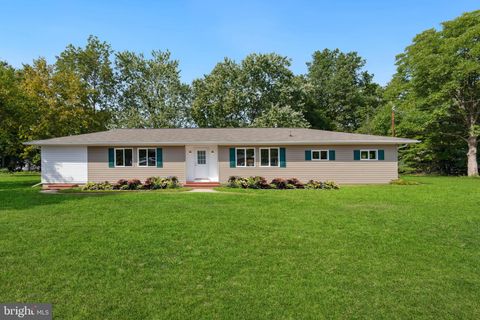 21424 CATHOLIC AVENUE ROCK HALL MD 21661