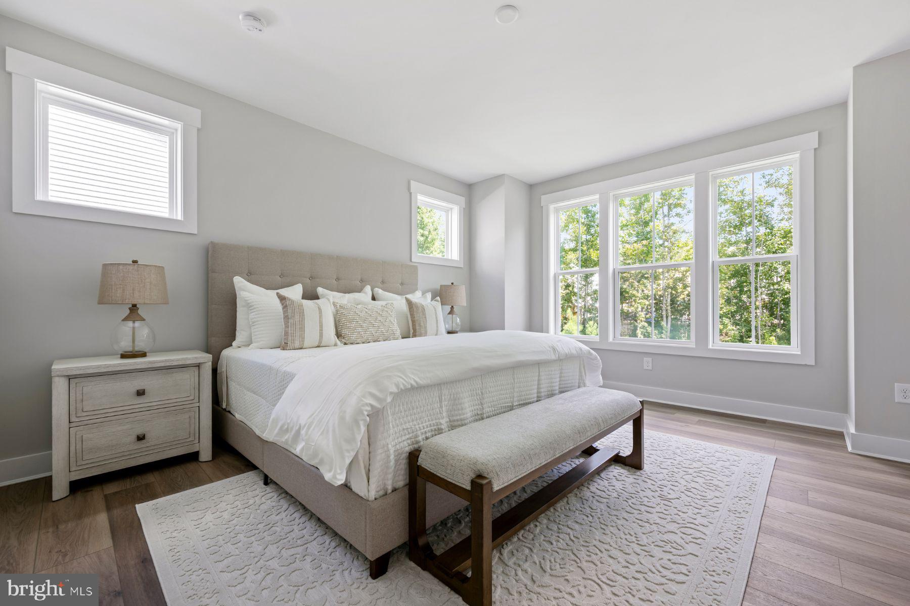 EAST GATE - Residential