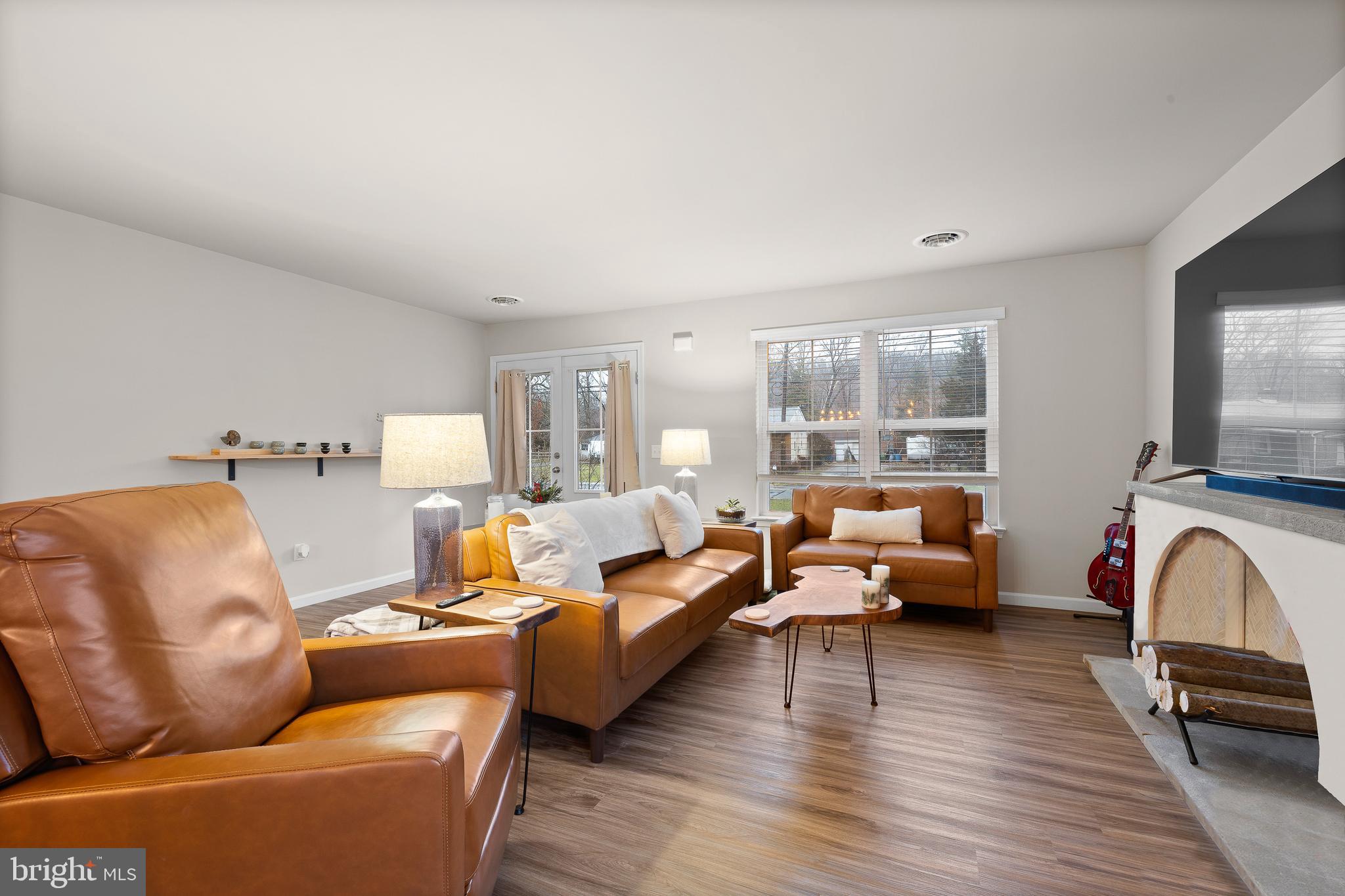 DOUGLASSVILLE - Residential