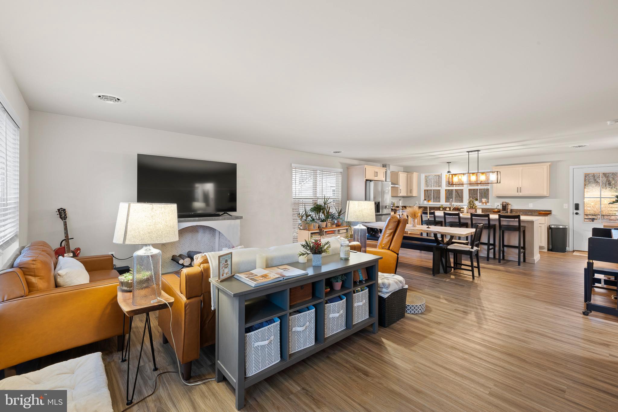 DOUGLASSVILLE - Residential