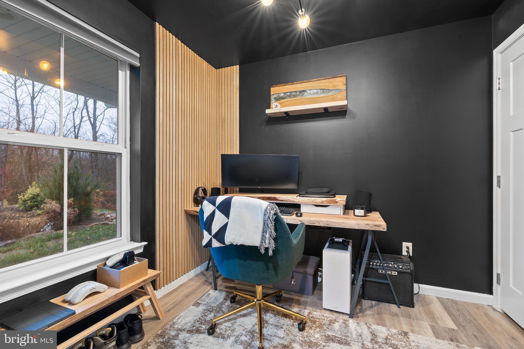 DOUGLASSVILLE - Residential