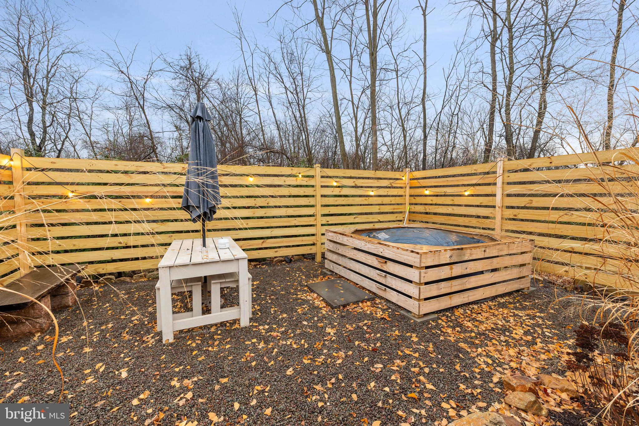 DOUGLASSVILLE - Residential