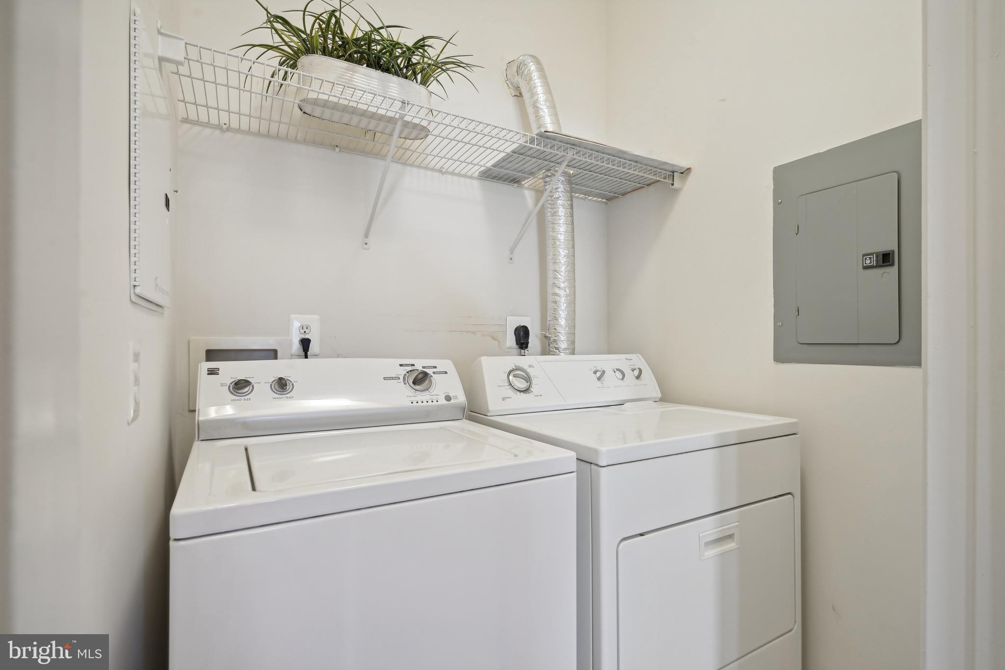 WESTBRIAR PLAZA - Residential