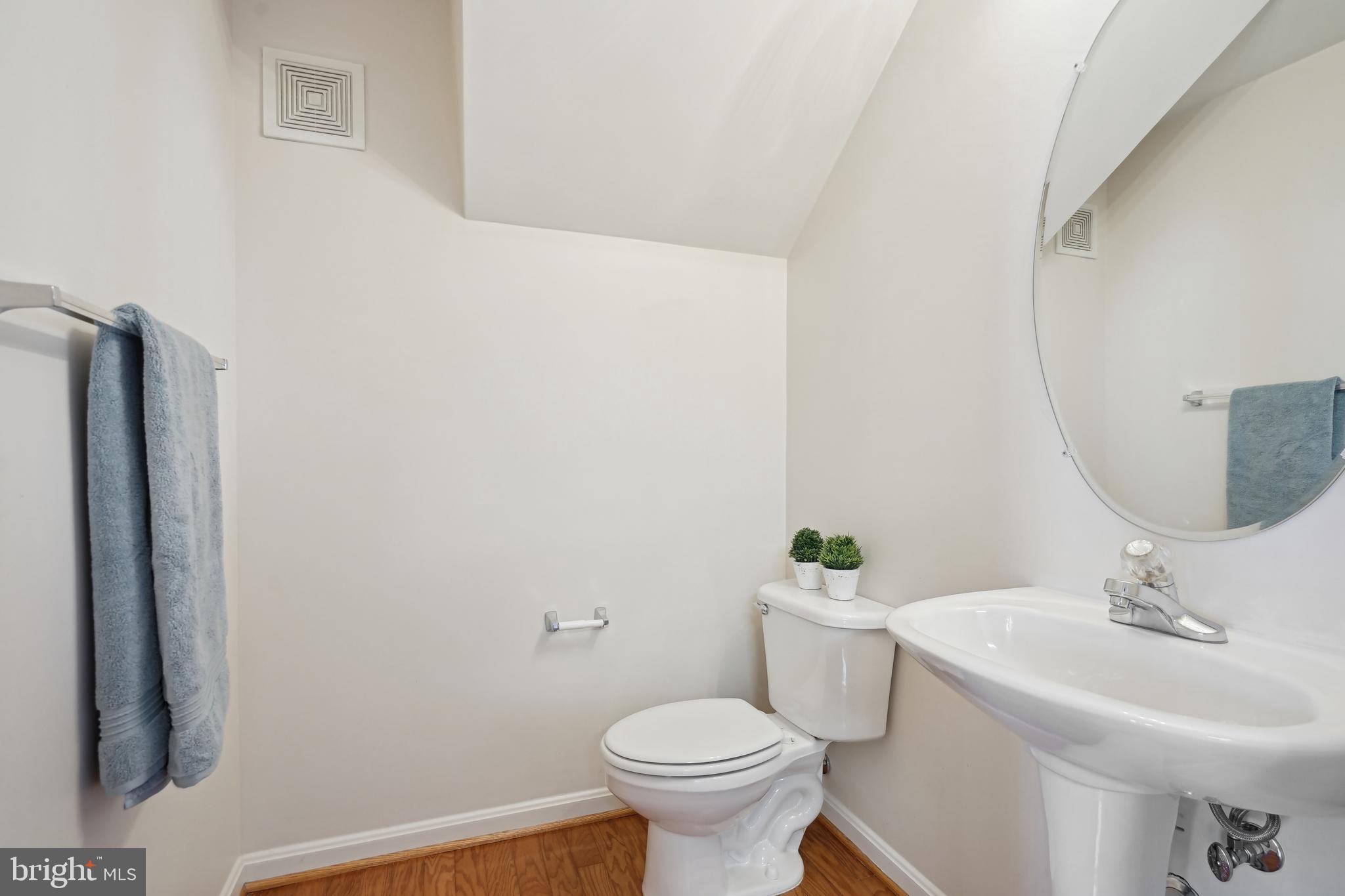 WESTBRIAR PLAZA - Residential