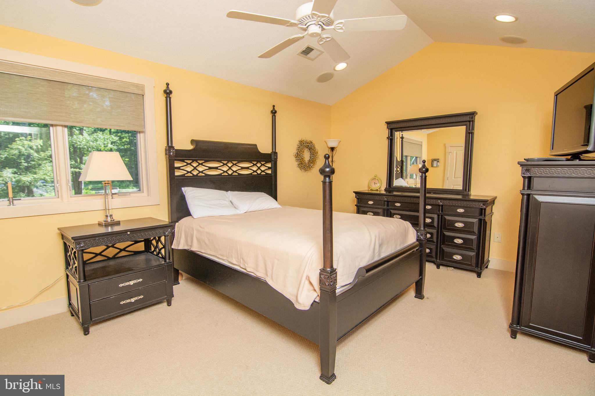 TIMBERLAKE VILLAGE - Residential