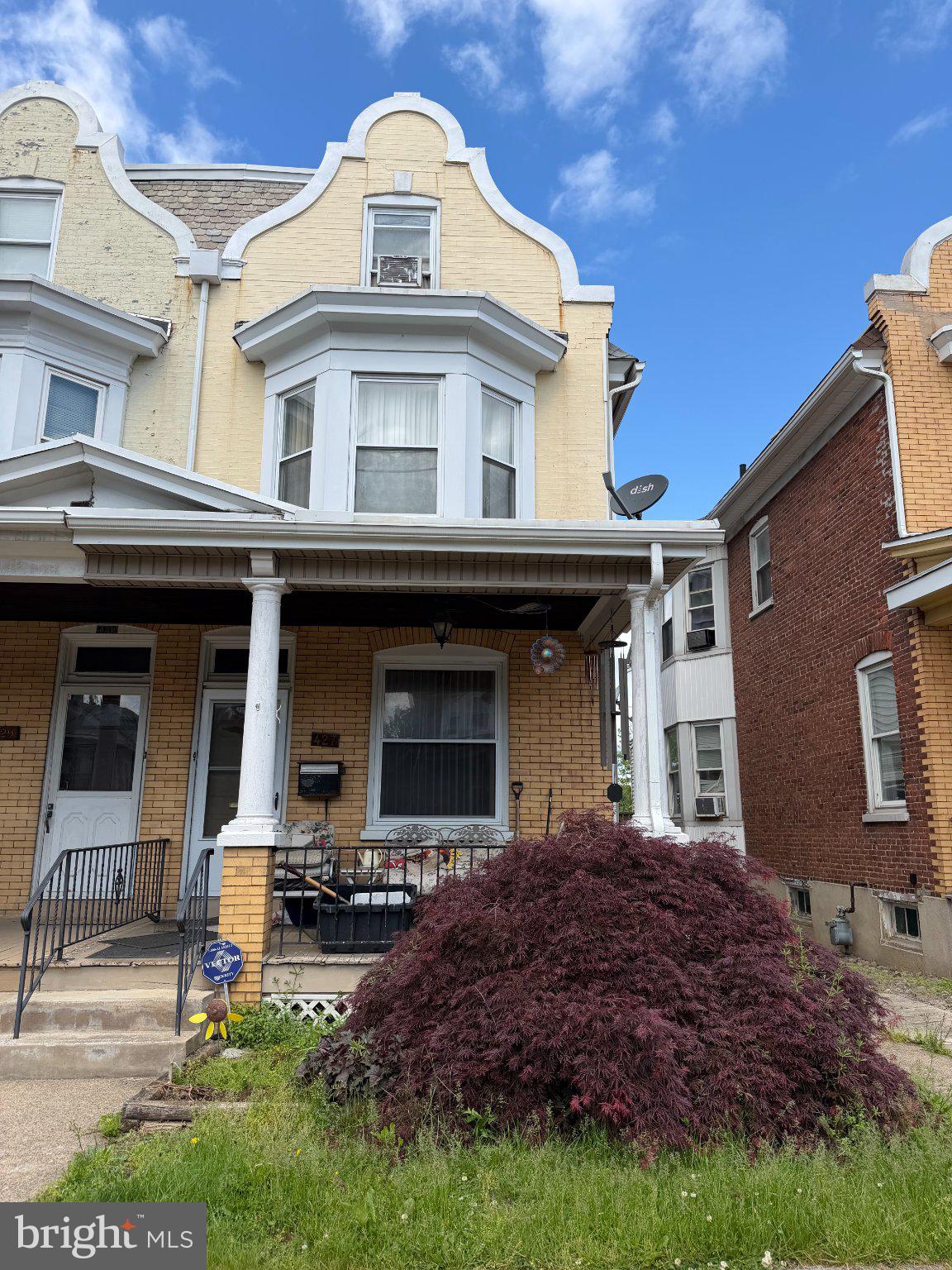 427 FERN AVENUE