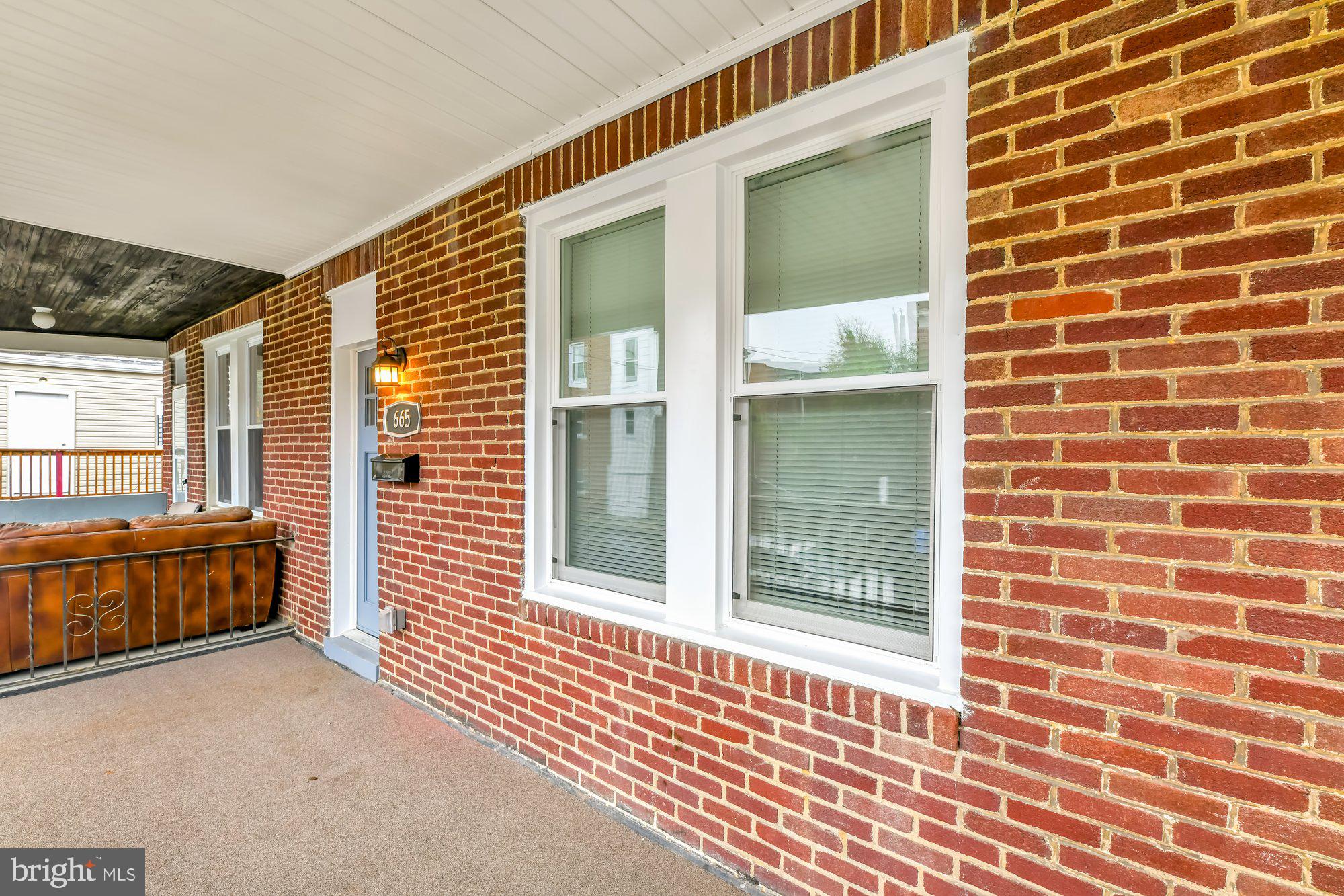 PEN LUCY - Residential Lease