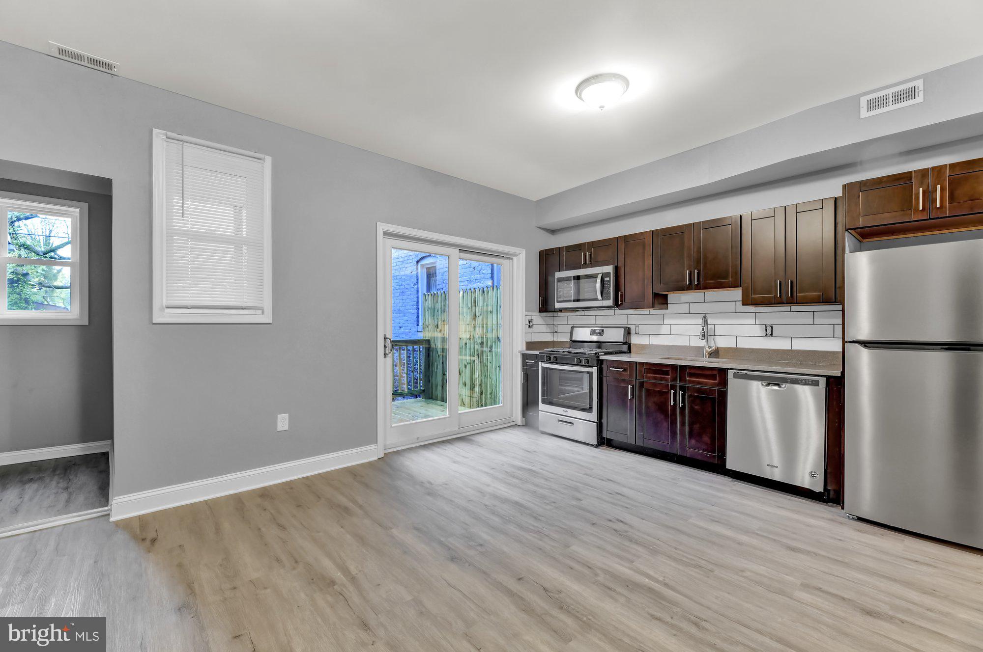 PEN LUCY - Residential Lease