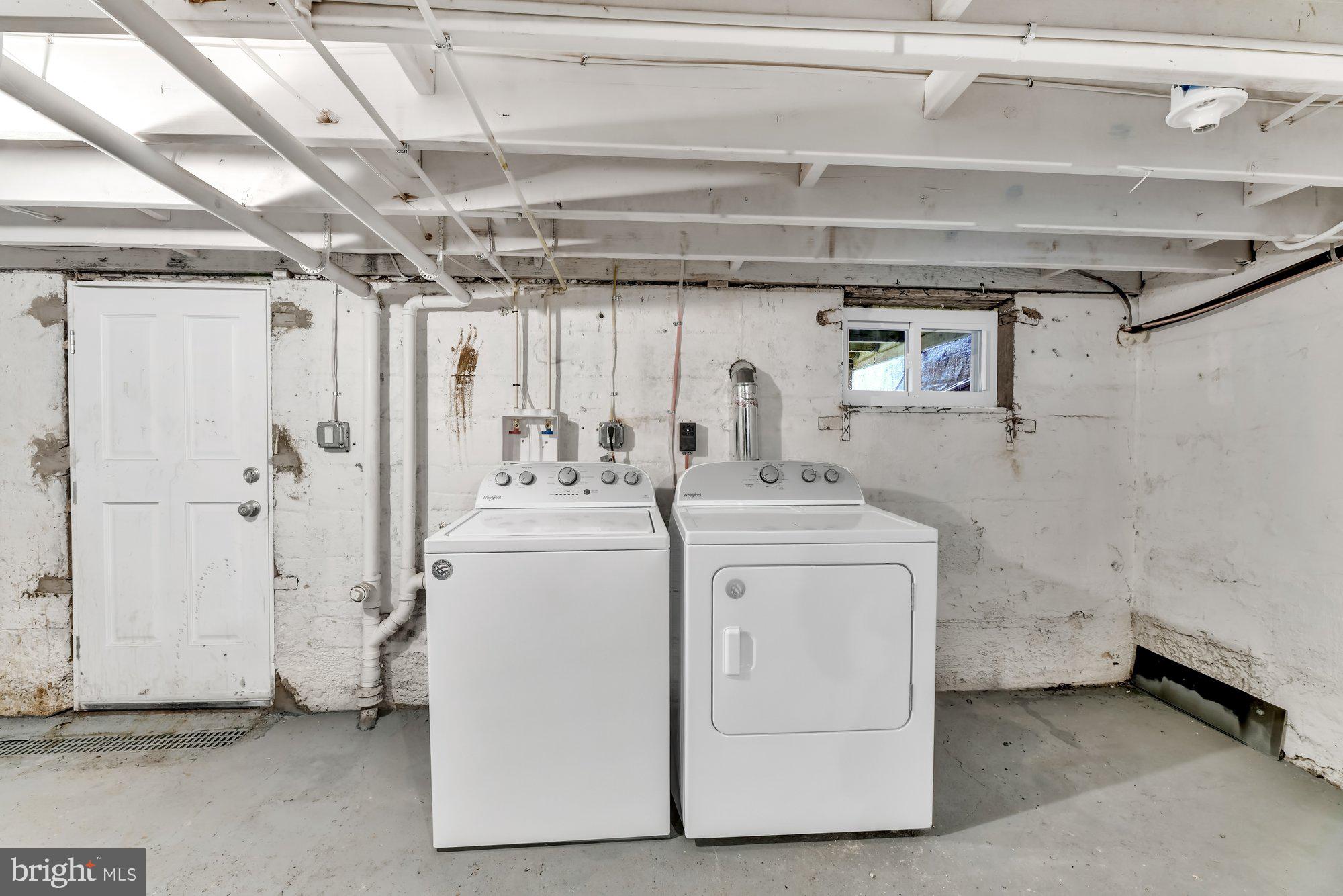 PEN LUCY - Residential Lease