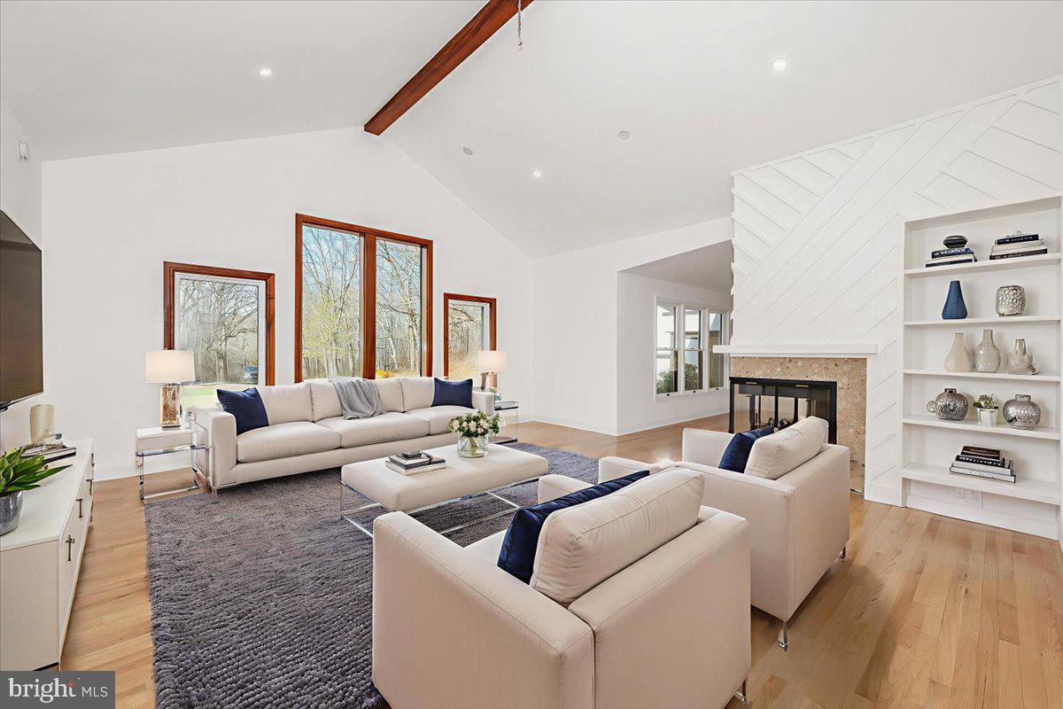 DARNESTOWN OUTSIDE - Residential