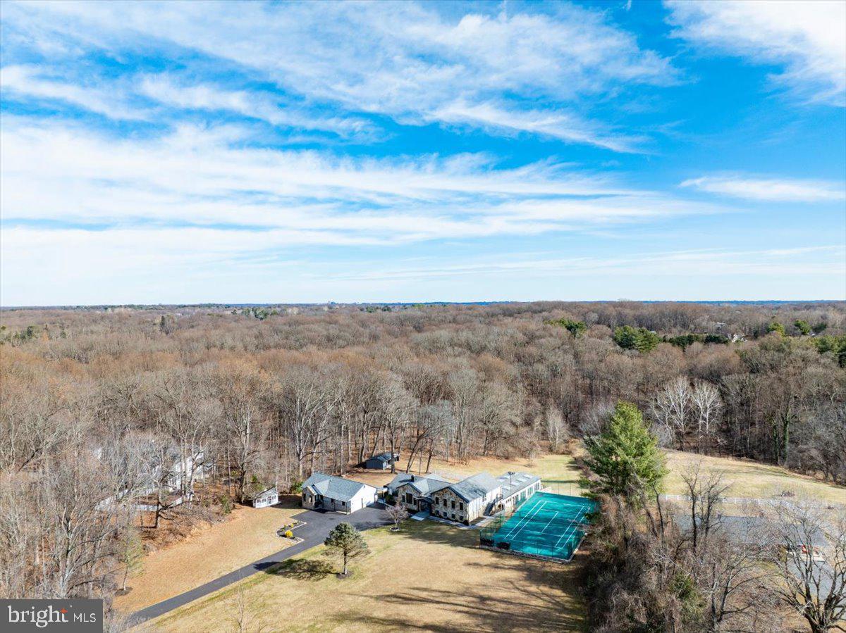 DARNESTOWN OUTSIDE - Residential