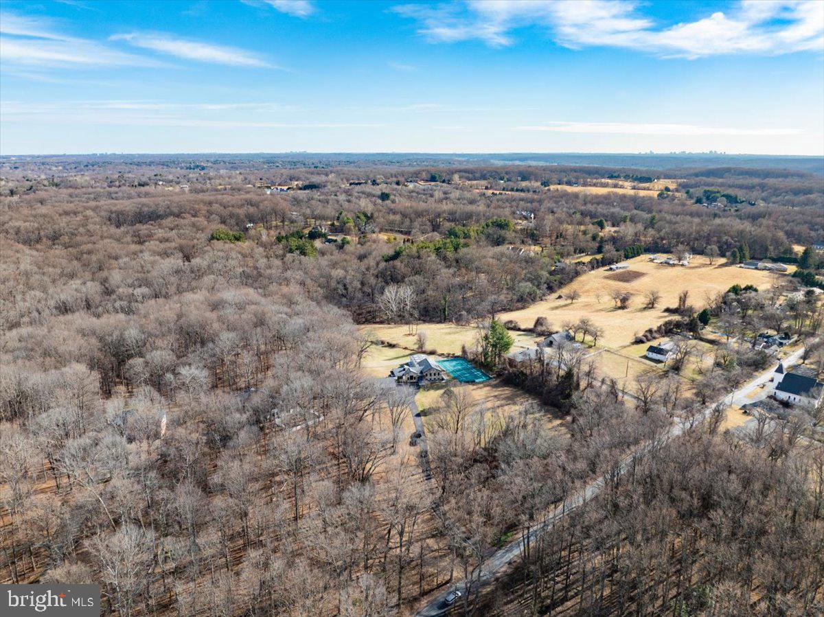 DARNESTOWN OUTSIDE - Residential