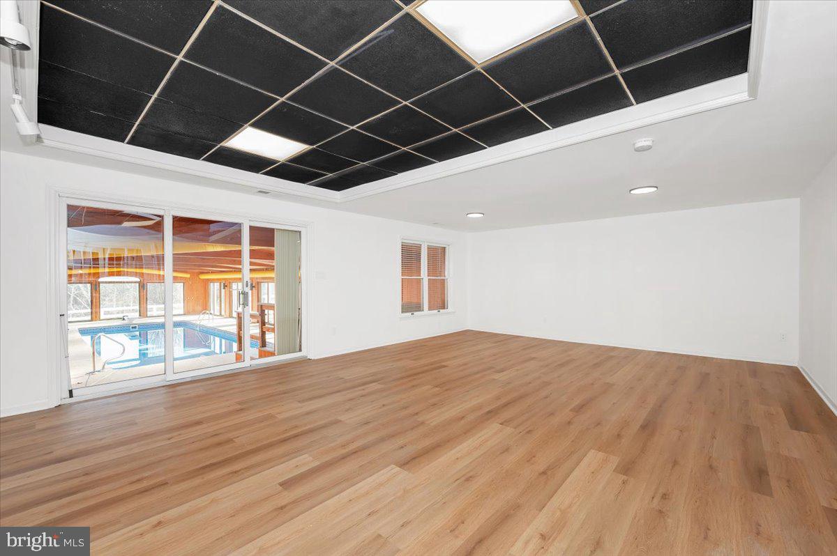 DARNESTOWN OUTSIDE - Residential