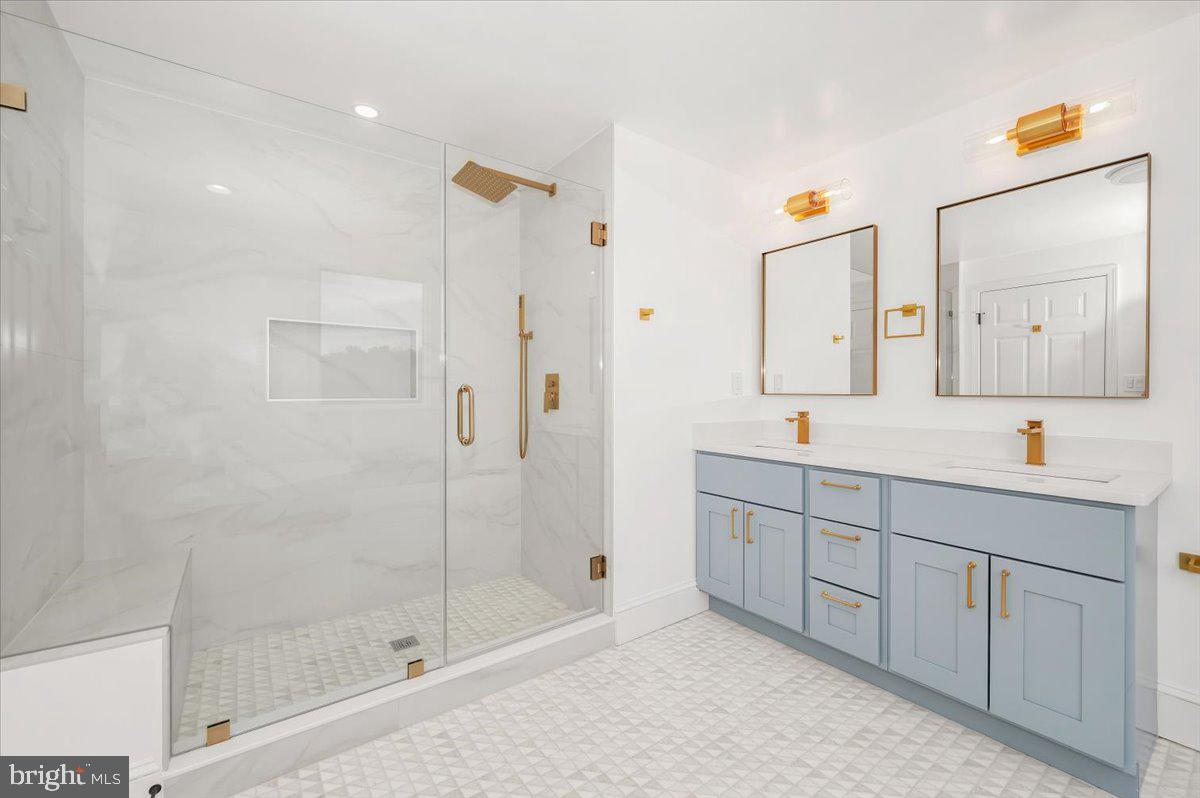 DARNESTOWN OUTSIDE - Residential