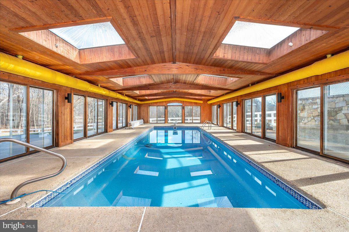 DARNESTOWN OUTSIDE - Residential