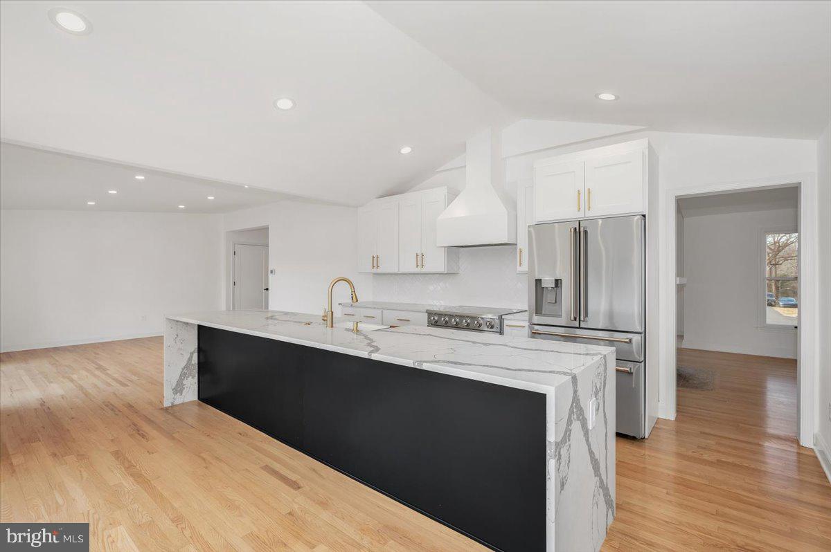 DARNESTOWN OUTSIDE - Residential