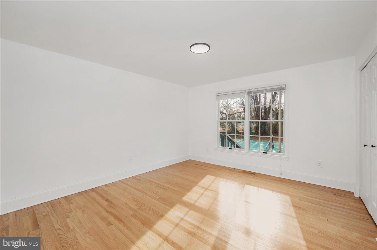 DARNESTOWN OUTSIDE - Residential