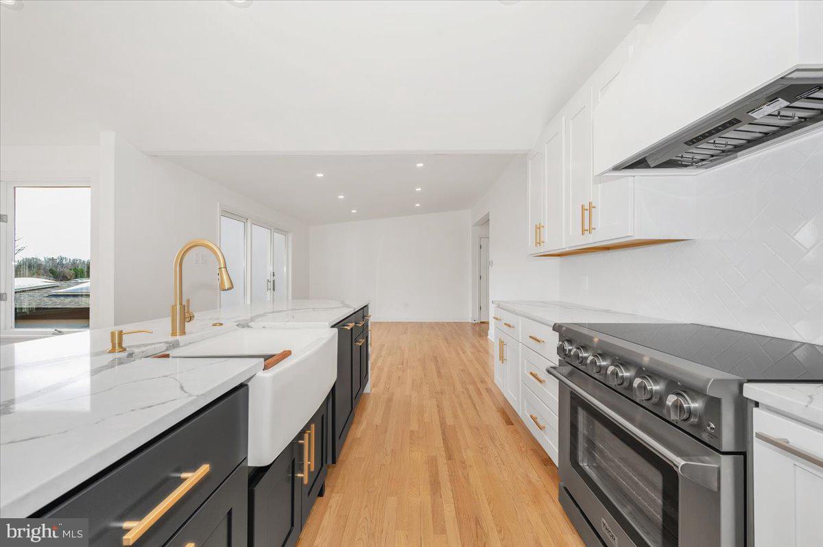 DARNESTOWN OUTSIDE - Residential