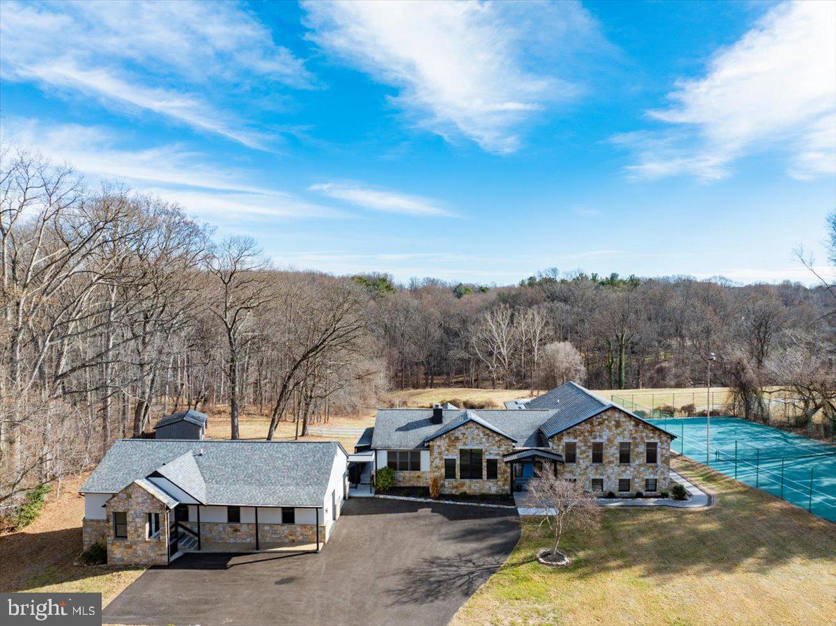 DARNESTOWN OUTSIDE - Residential