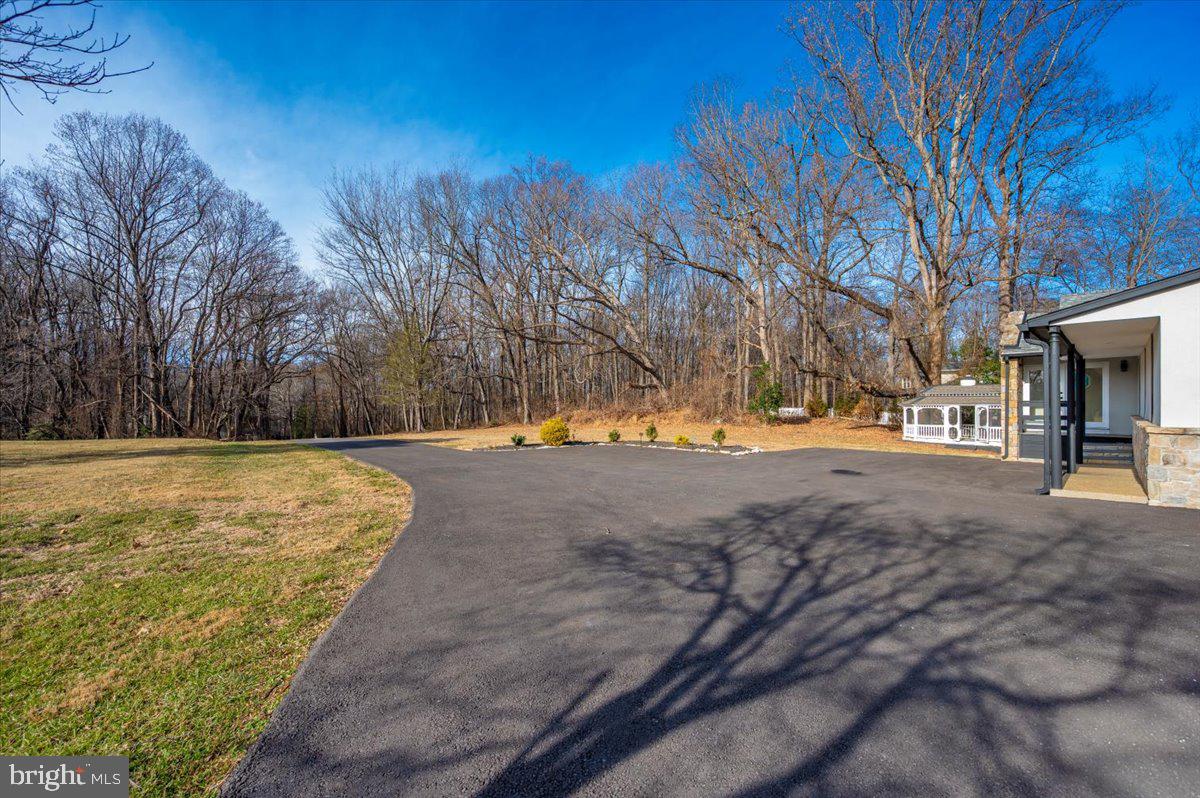 DARNESTOWN OUTSIDE - Residential