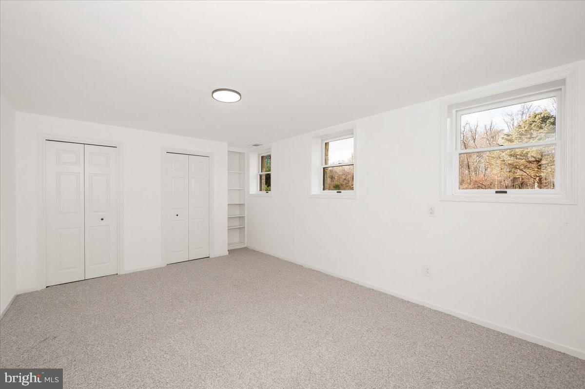 DARNESTOWN OUTSIDE - Residential