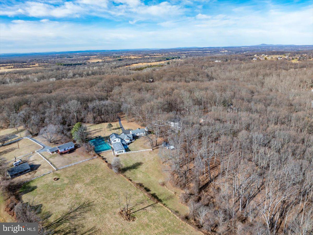 DARNESTOWN OUTSIDE - Residential