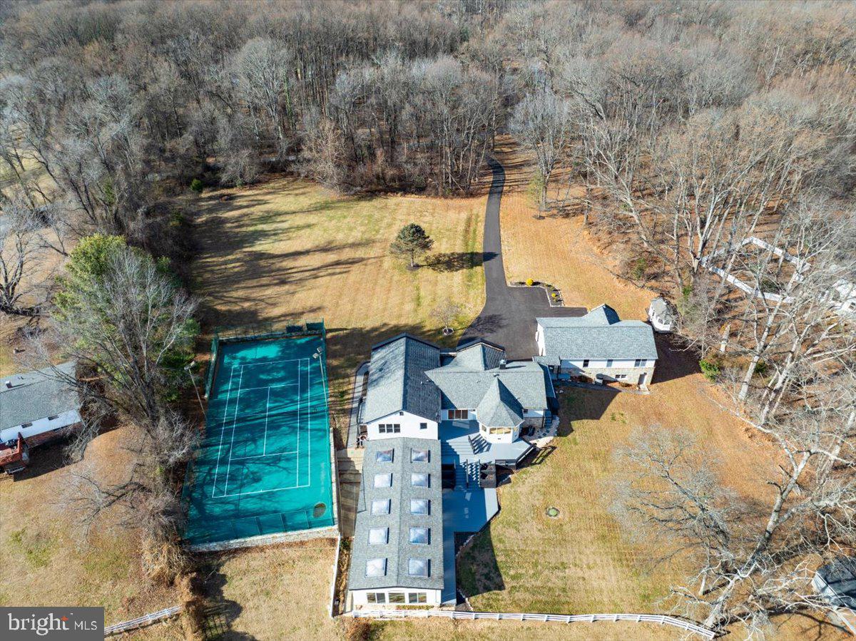 DARNESTOWN OUTSIDE - Residential