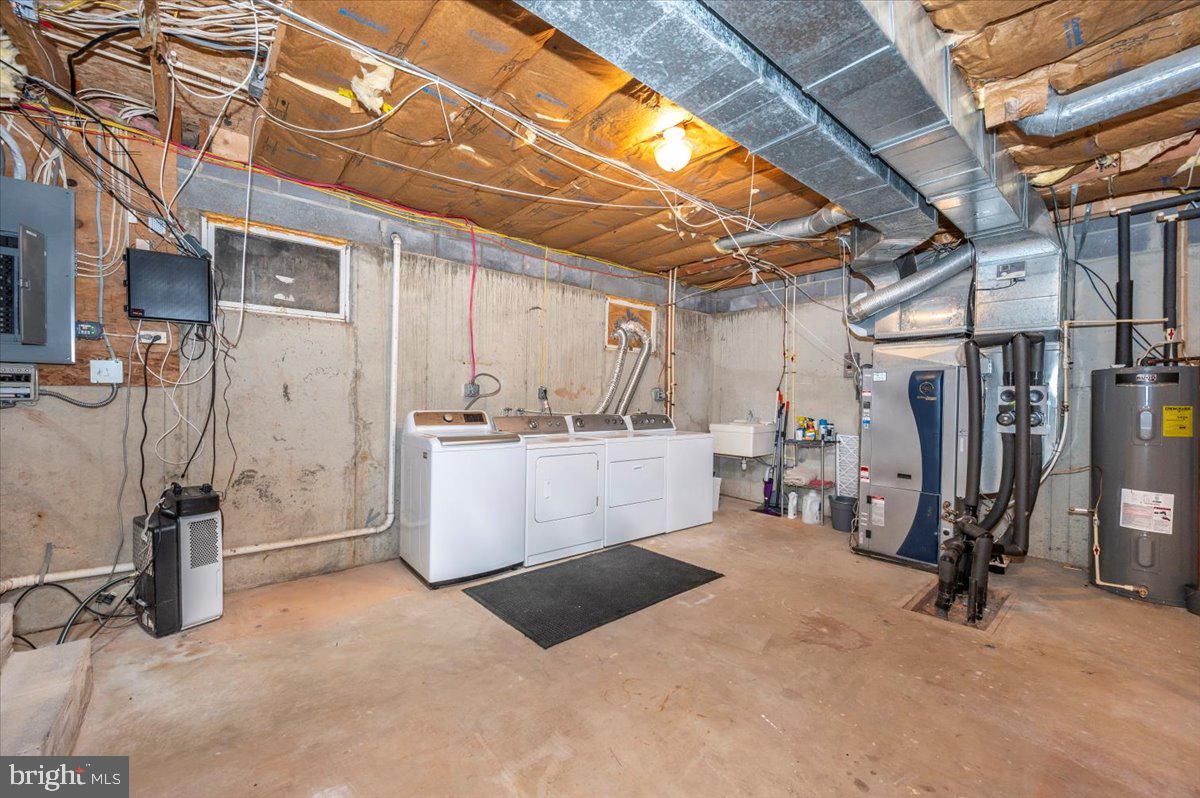 DARNESTOWN OUTSIDE - Residential