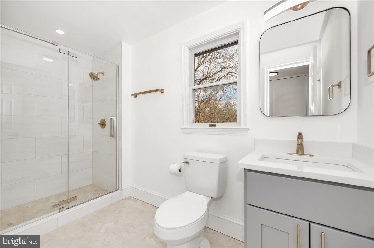 DARNESTOWN OUTSIDE - Residential