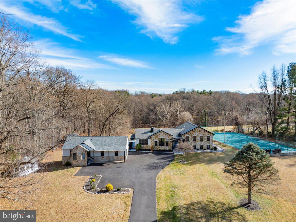 DARNESTOWN OUTSIDE - Residential