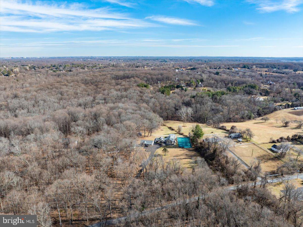 DARNESTOWN OUTSIDE - Residential