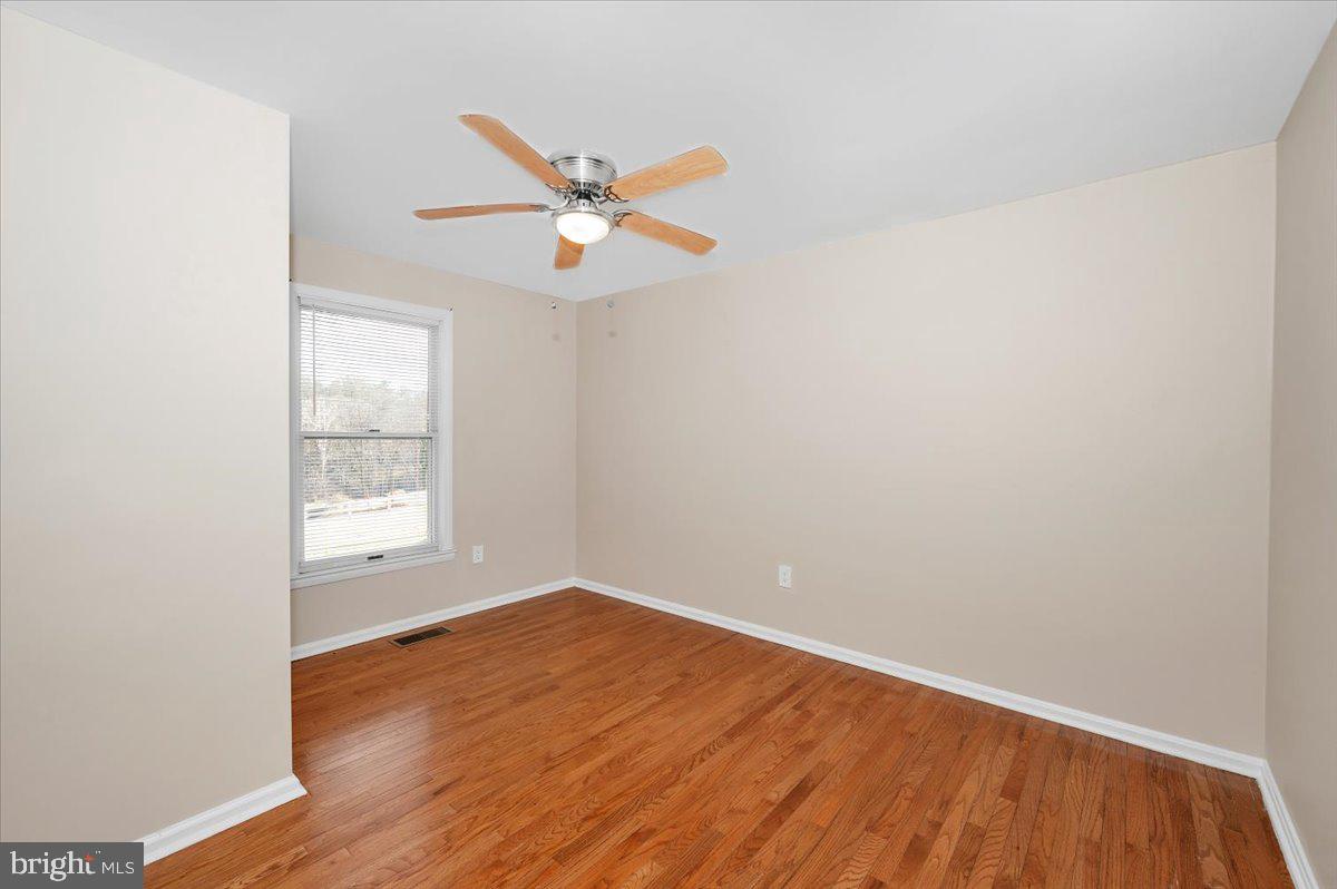 DARNESTOWN OUTSIDE - Residential