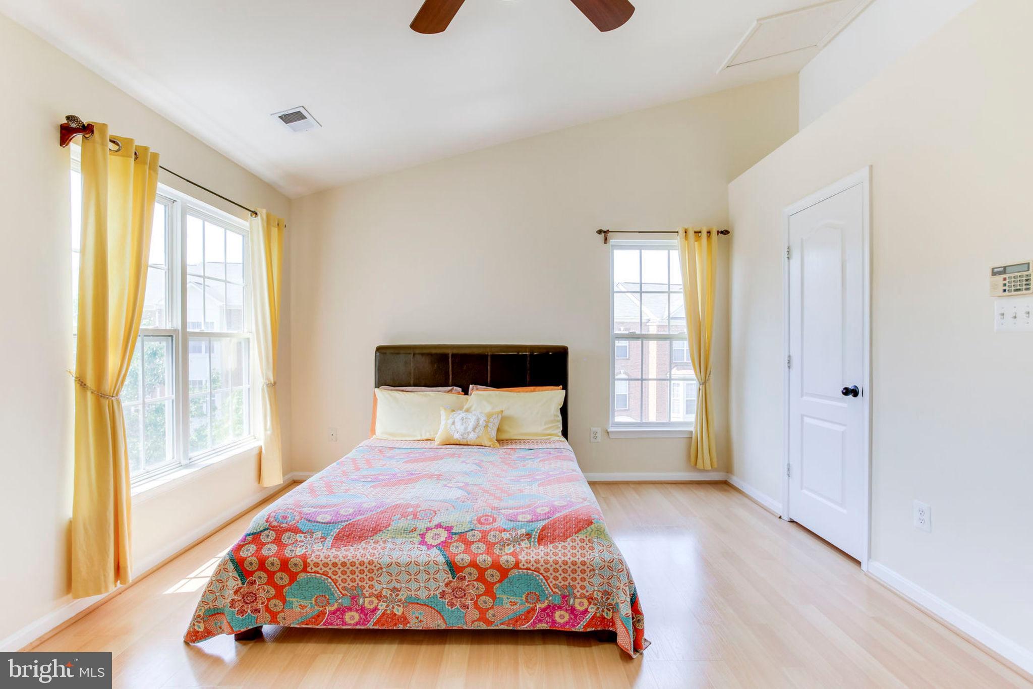 WOODLAND PARK - Residential