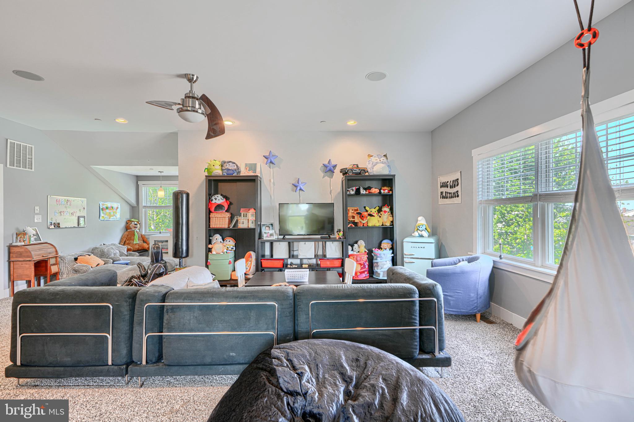 OLIVER BEACH - Residential