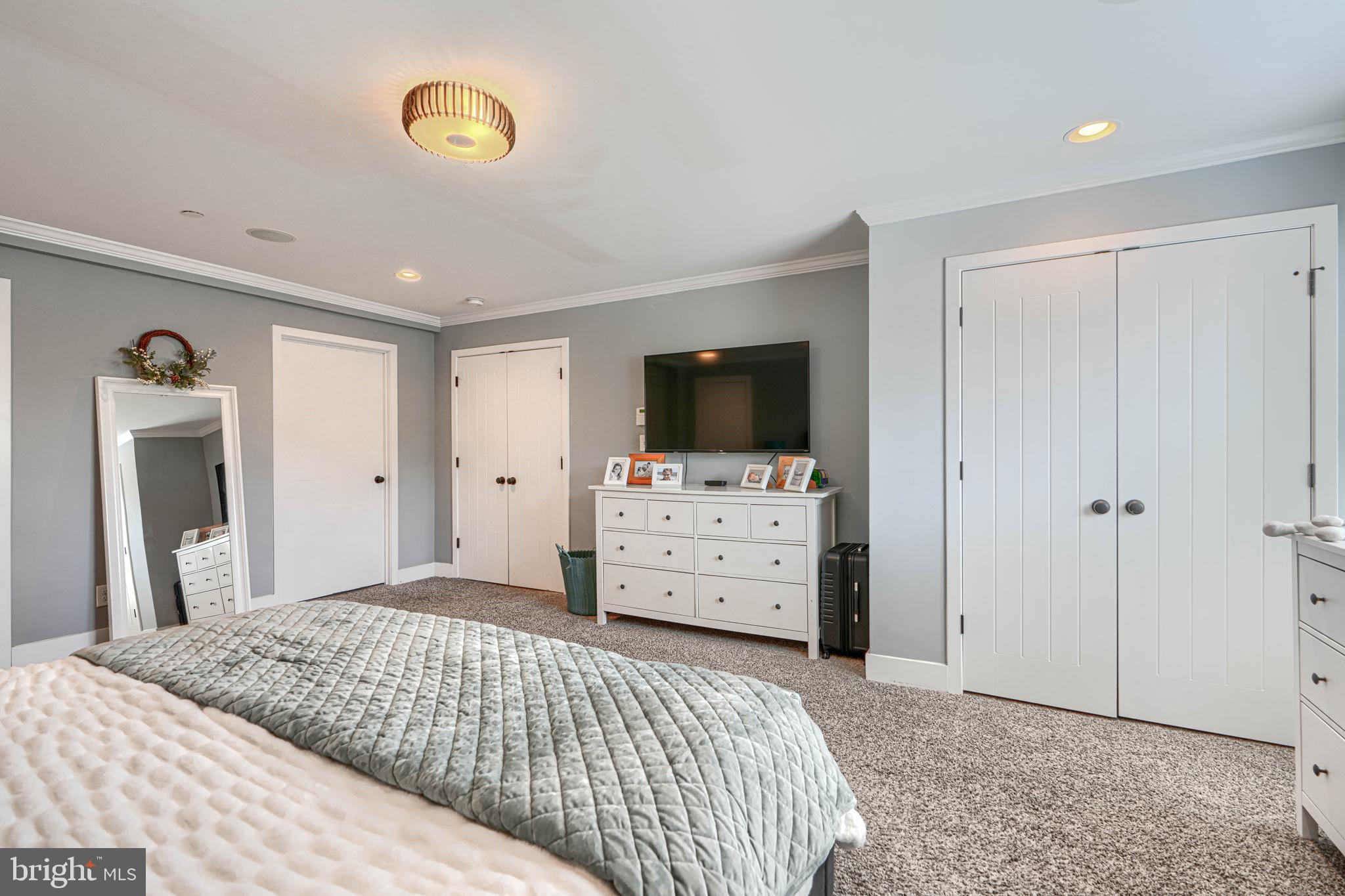 OLIVER BEACH - Residential